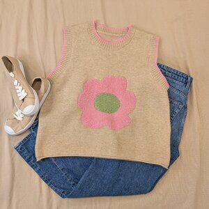 Hippie Tan Floral Sweater Vest - Women's sz M